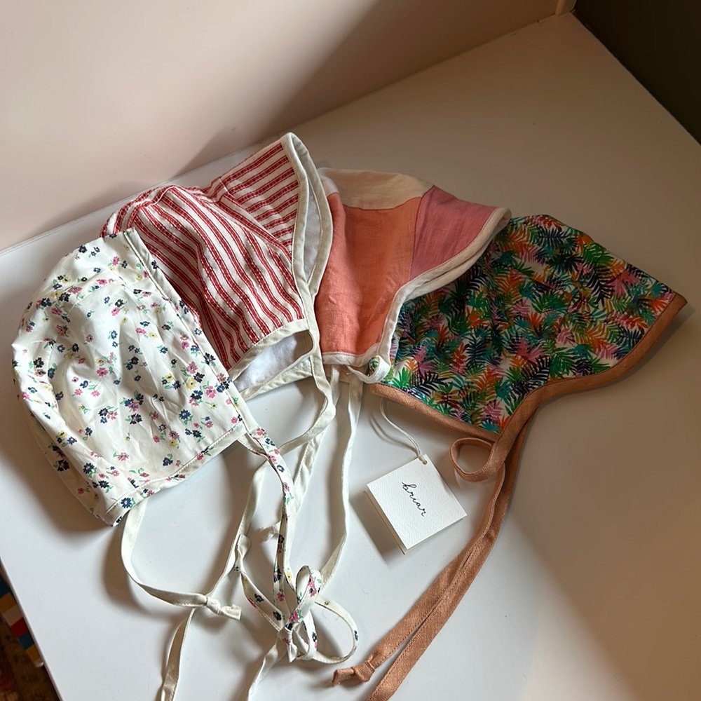 Briar Bonnet lot 12-18m